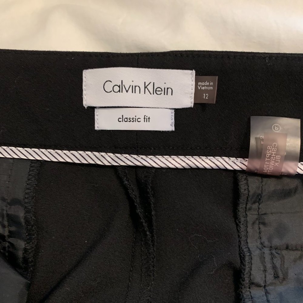 Calvin Klein Size 12 Classic Fit Black Dress Pants - Picture 3 of 3